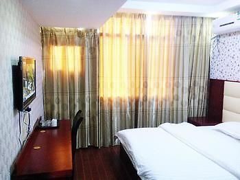 Liuzhou Jinqiao Business Hotel Exteriör bild